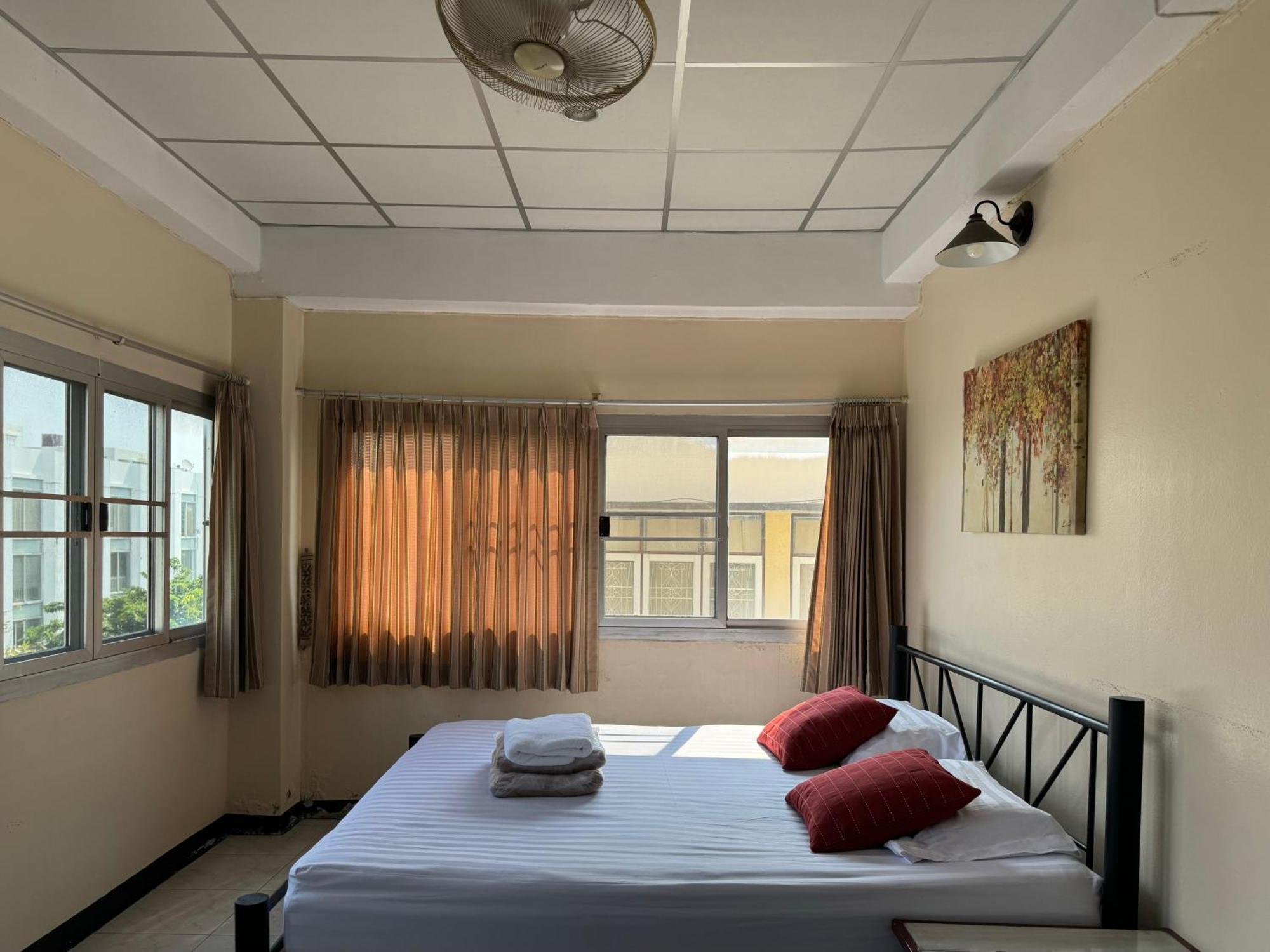 Kc Guest House Bangkok Kültér fotó