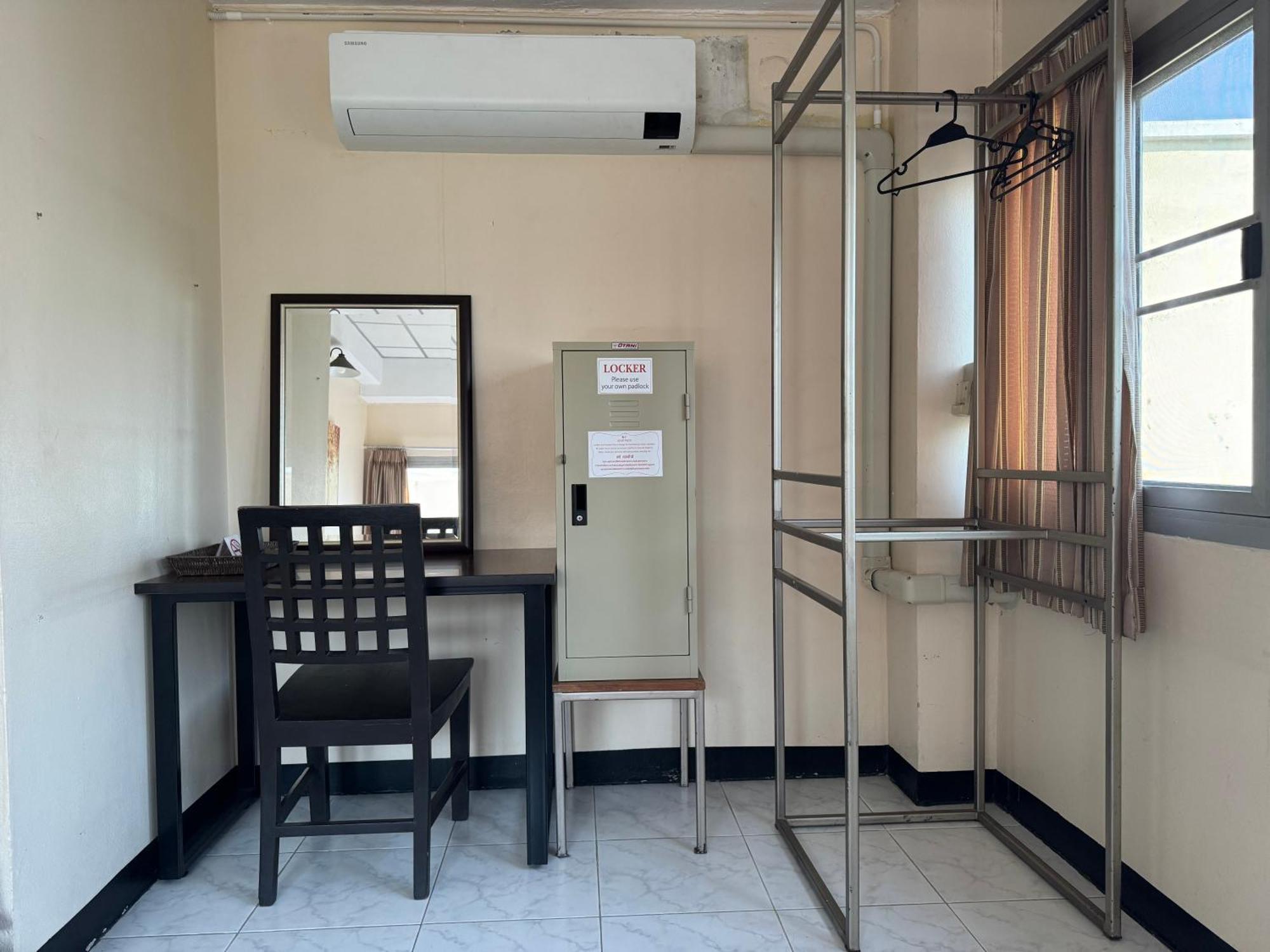 Kc Guest House Bangkok Kültér fotó